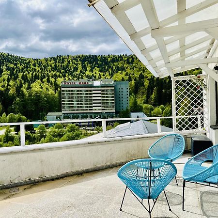 Sky Is The Limit Apartment Sinaia Exterior foto